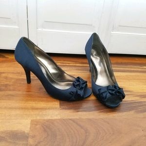 Nina Navy Heels